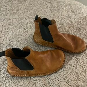 Vibae Helsinki boots